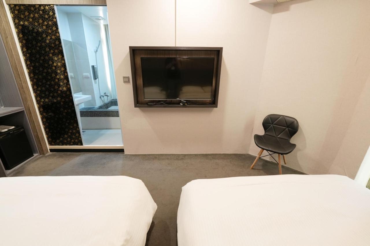 Meworld Hotel - Ximen Đài Bắc Ngoại thất bức ảnh