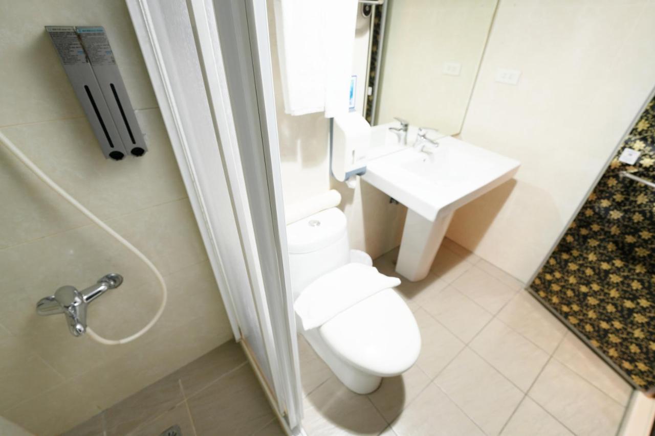 Meworld Hotel - Ximen Đài Bắc Ngoại thất bức ảnh