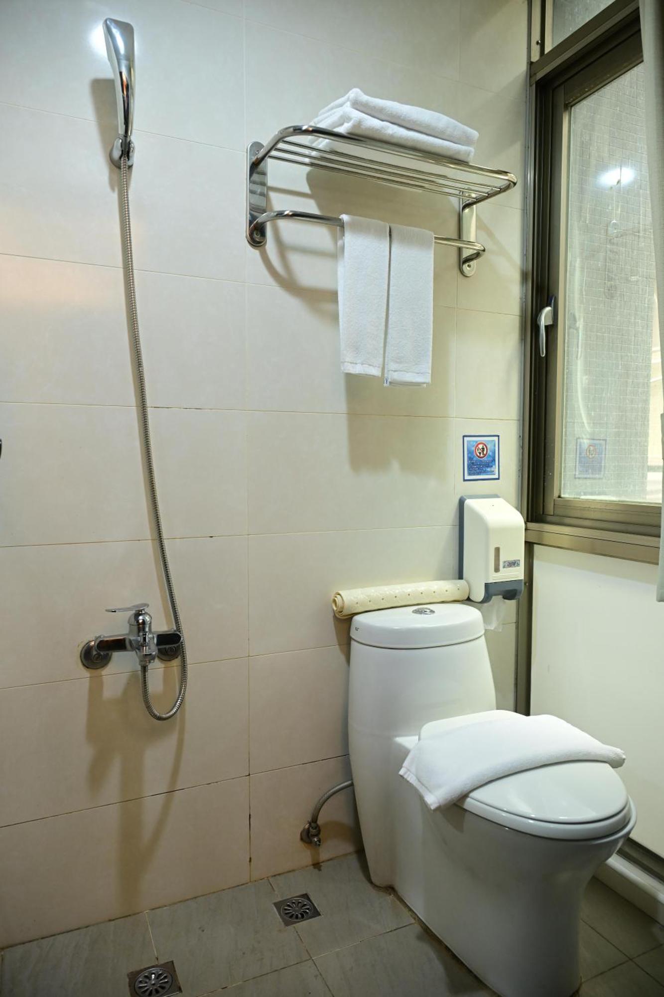Meworld Hotel - Ximen Đài Bắc Ngoại thất bức ảnh